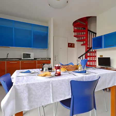 Familiar Flat With Swimming Pool